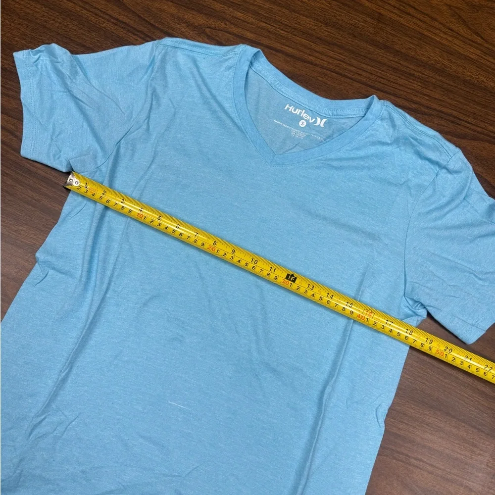 Hurley Men's Sky Blue V-Neck T-Shirt